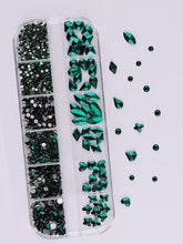 Load image into Gallery viewer, KALOLARY Green Diamond Rhinestones